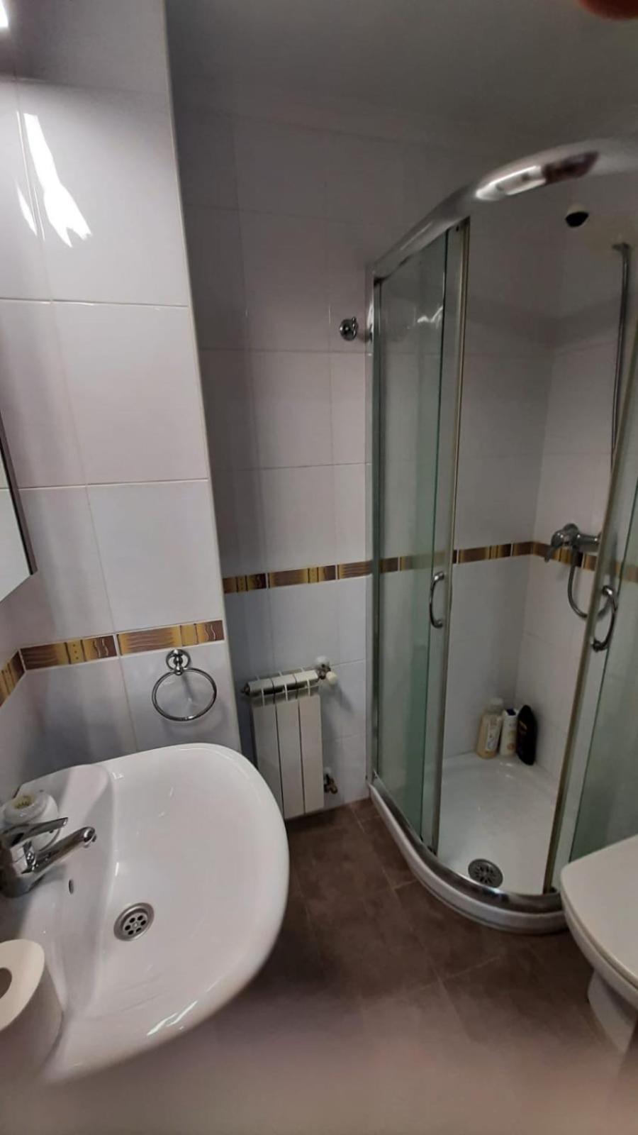 Sar Inn - Garaje Incluido Avilés Екстериор снимка