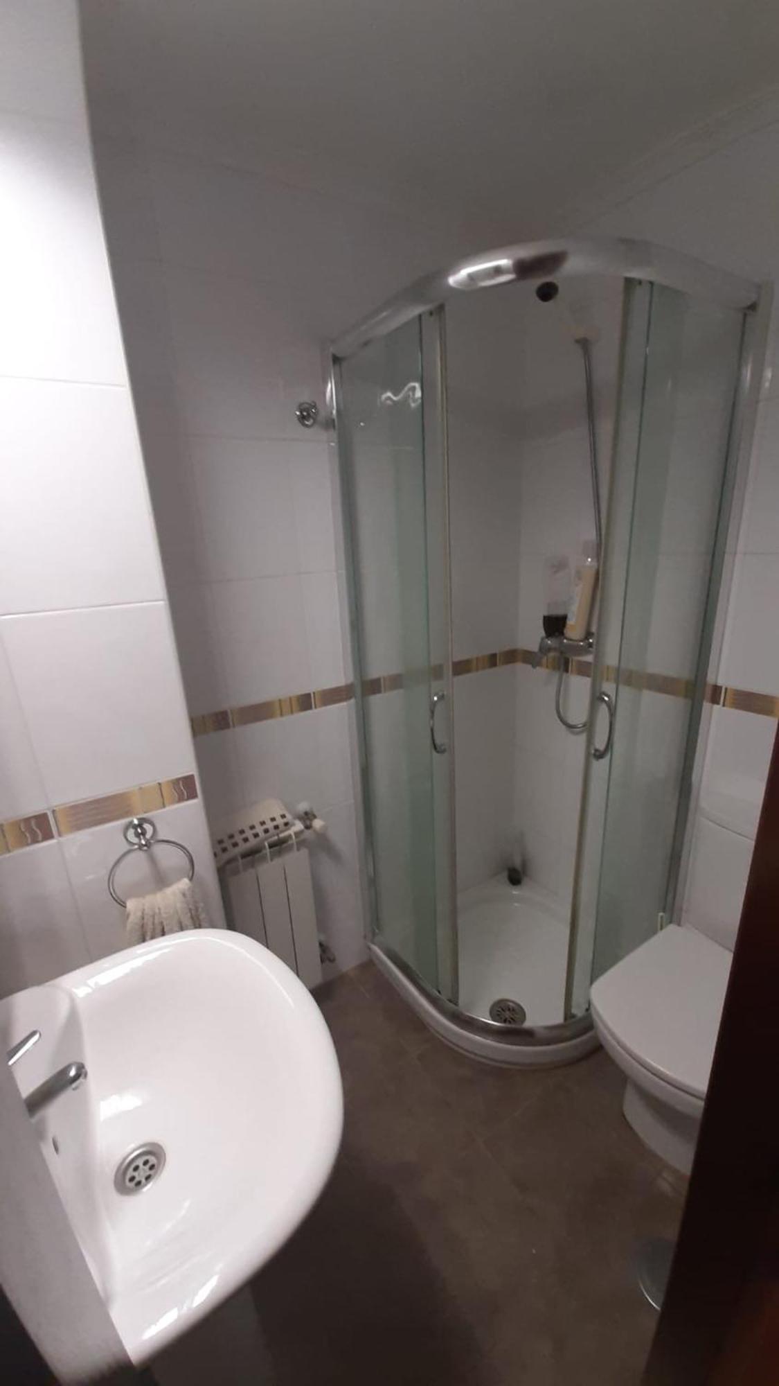 Sar Inn - Garaje Incluido Avilés Екстериор снимка