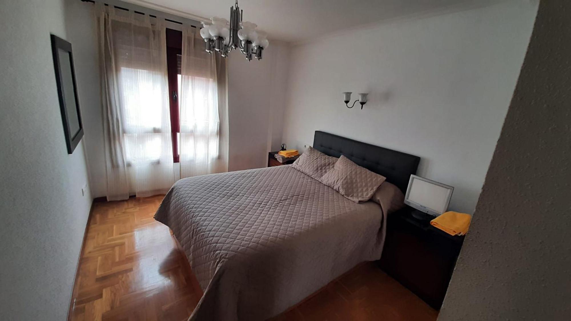 Sar Inn - Garaje Incluido Avilés Екстериор снимка